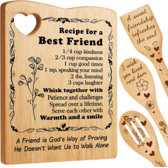 Beautiful Wooden Cutting Board – Ideal Housewarming Gift for New Home 2025